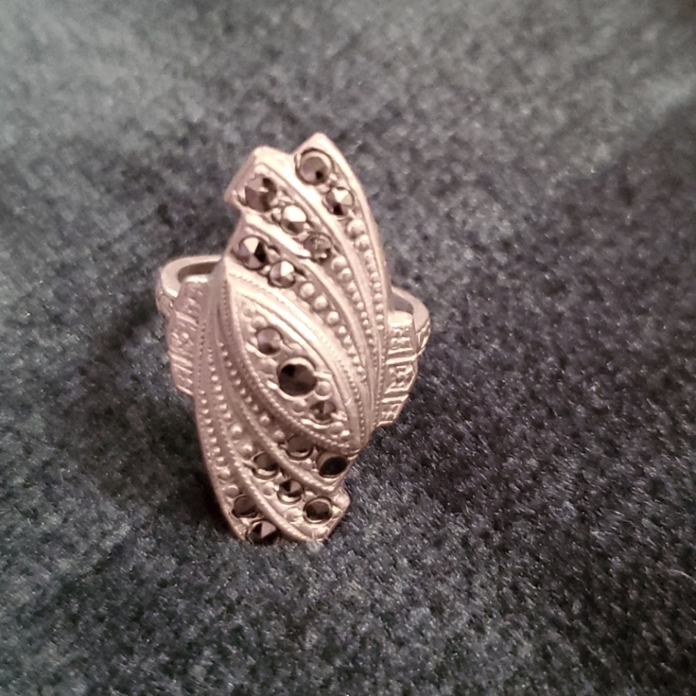 Sterling  marcasite ring